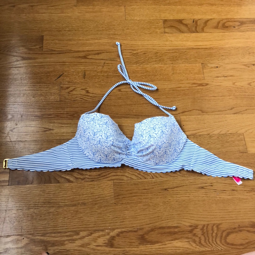 Victoria’s Secret bathing suit top